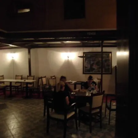 Cinar 酒店